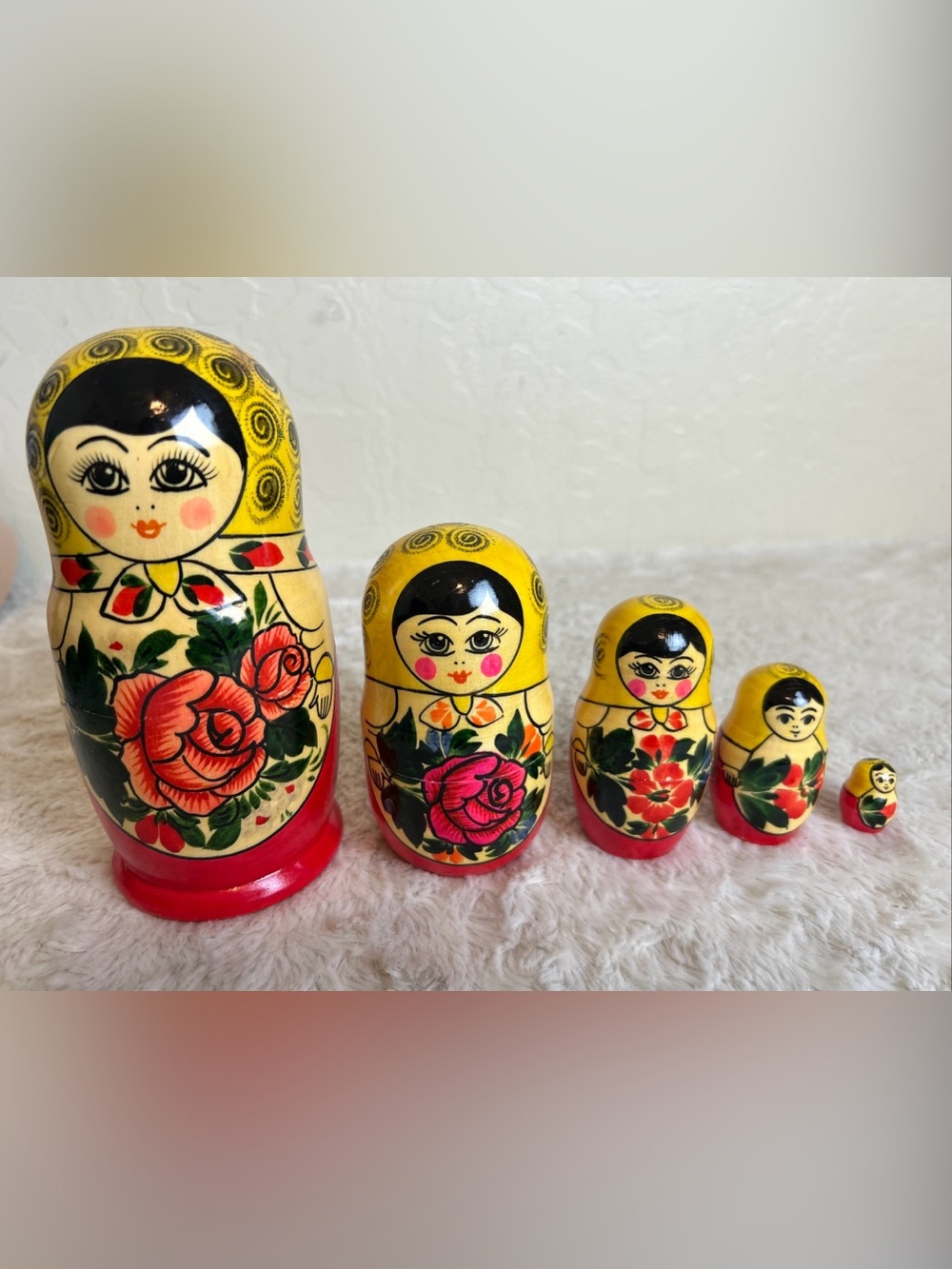 Hand-Painted Yellow Russian Nesting Dolls (Matryoshka) - Set of 3